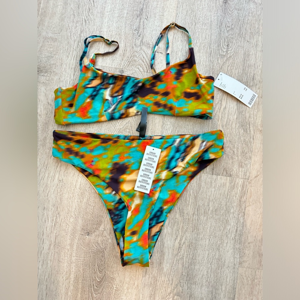 Beautiful multicolor Urban Outfitters swim set | size L | brand new